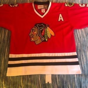 CCM NHL Men's Chicago Blackhawks Bobby Hull #9 Heroes of Hockey Jersey, Red